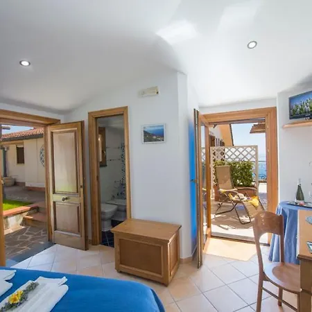 Il Nespolo 4* Furore