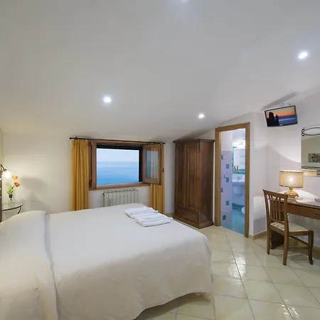 Bed & Breakfast Il Nespolo 3*