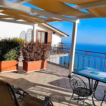 Il Nespolo 4*