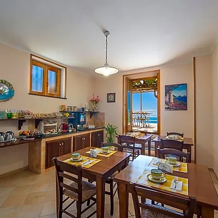 Bed & Breakfast Il Nespolo Furore