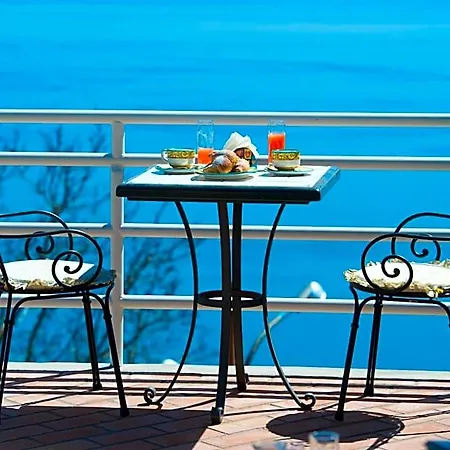 Il Nespolo 4*
