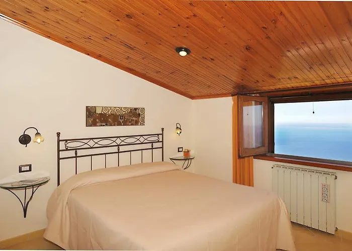 Bed & Breakfast Il Nespolo 4*